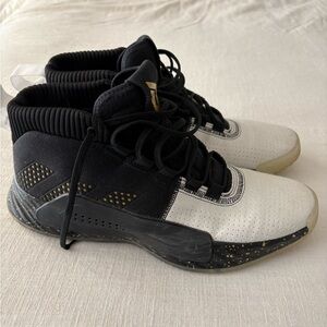 Adidas Dame (Damian Lillard) 5 size 11.5